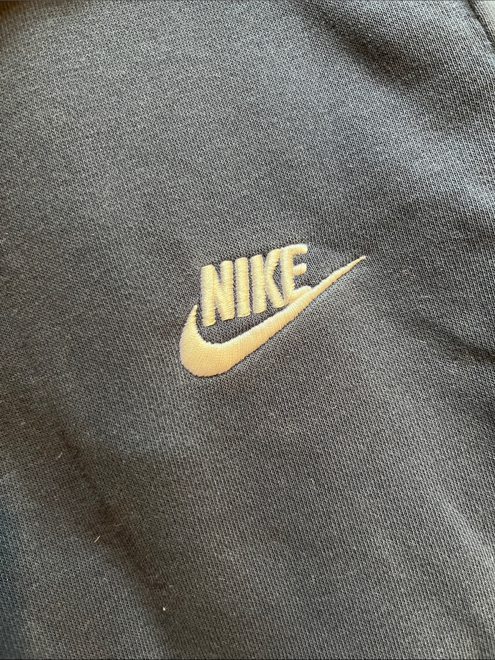 Nike Men’s Dark Navy Sweat Joggers with White Logo - Picture 3 of 4